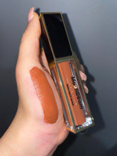 Load image into Gallery viewer, Bare- Matte Liquid Lipstick
